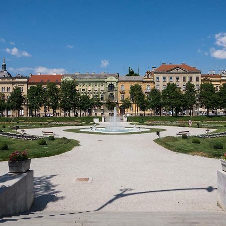 White Rose Apartment Zagreb Exterior photo