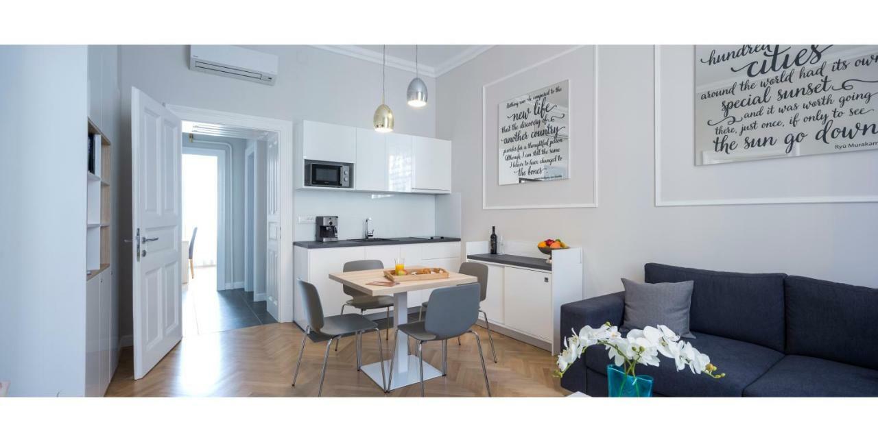 White Rose Apartment Zagreb Exterior photo